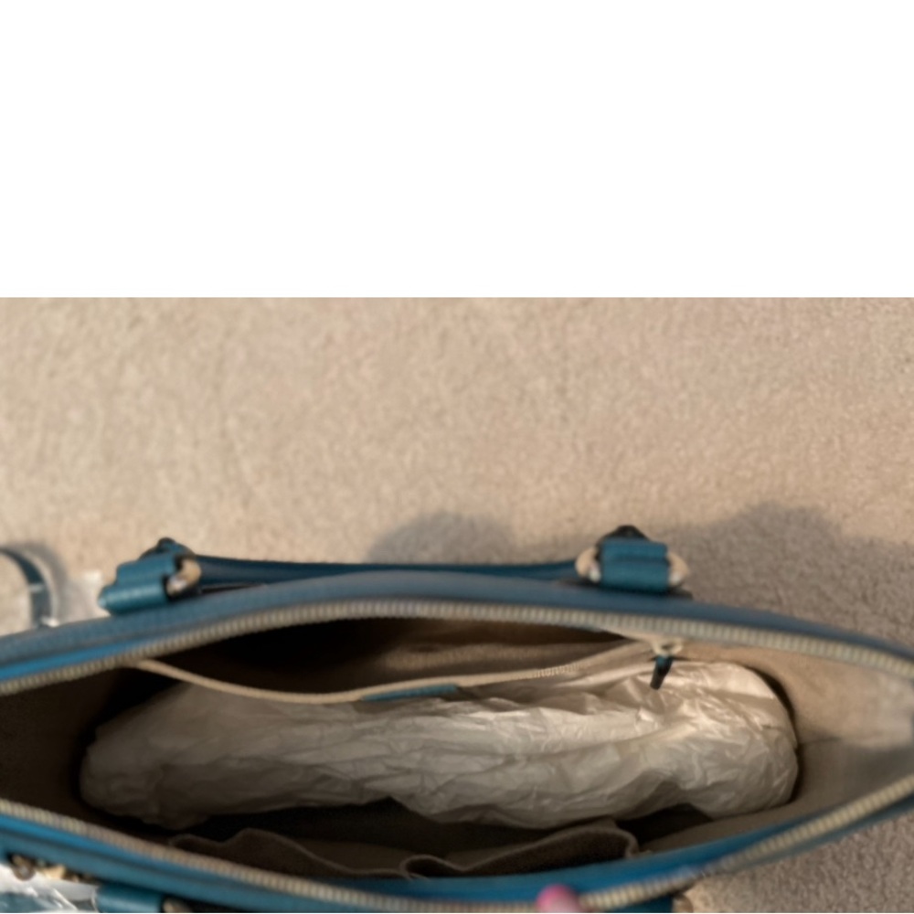 100% AUTHENTIC GUCCI TURQUOISE/Teal color bag NEW - Picture 7 of 10